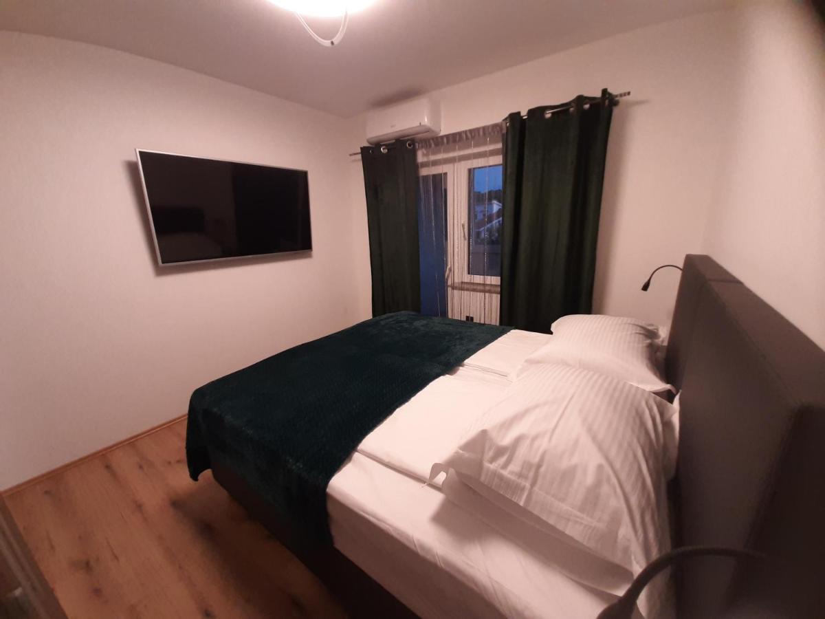 Apartman Mate Lopar Esterno foto