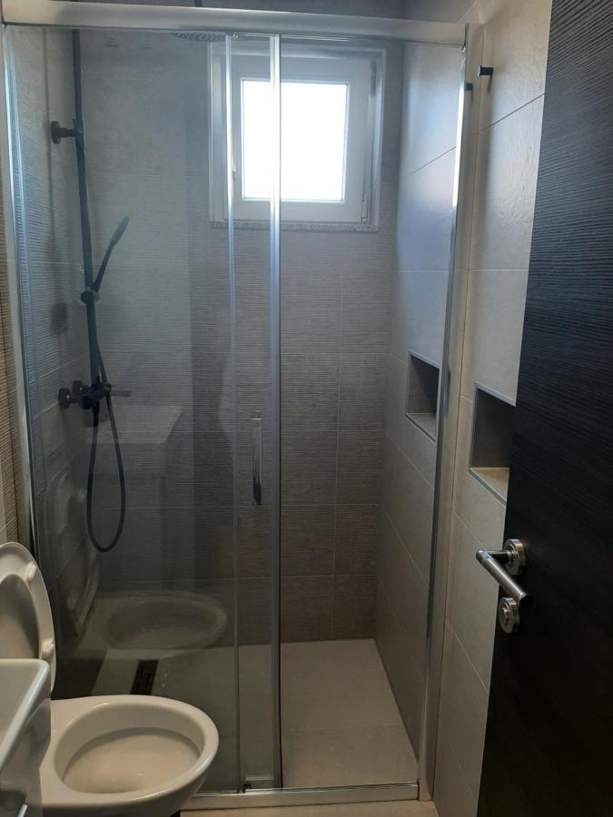 Apartman Mate Lopar Esterno foto