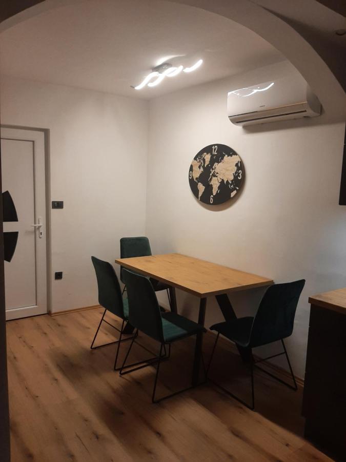 Apartman Mate Lopar Esterno foto