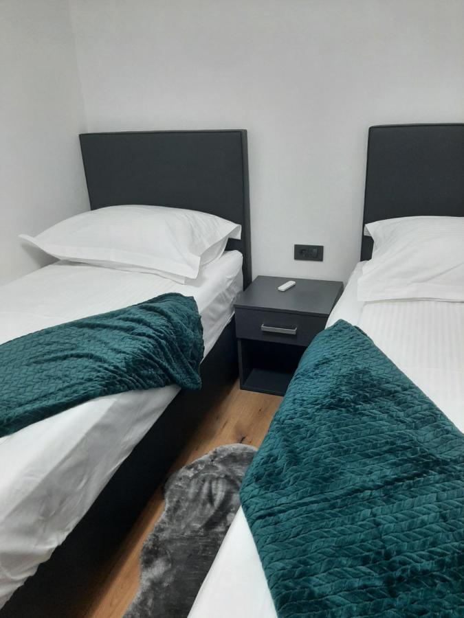 Apartman Mate Lopar Esterno foto